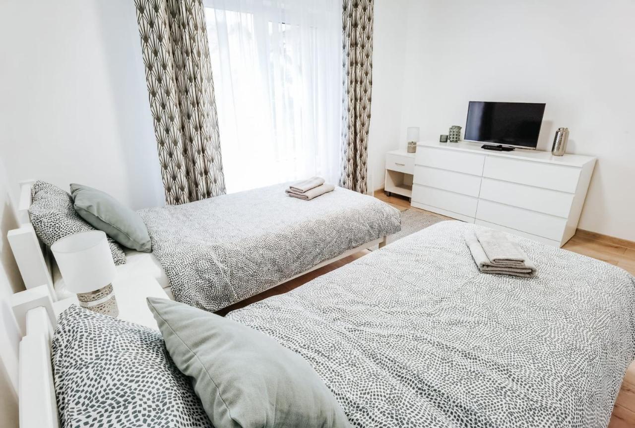 Silver Eden Apartments 克卢日-纳波卡 外观 照片